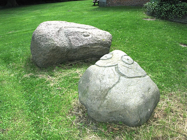 Tudserne 4