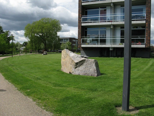 Broparkens skulpturgruppe 26