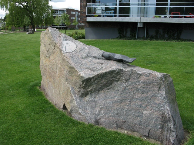 Broparkens skulpturgruppe 27